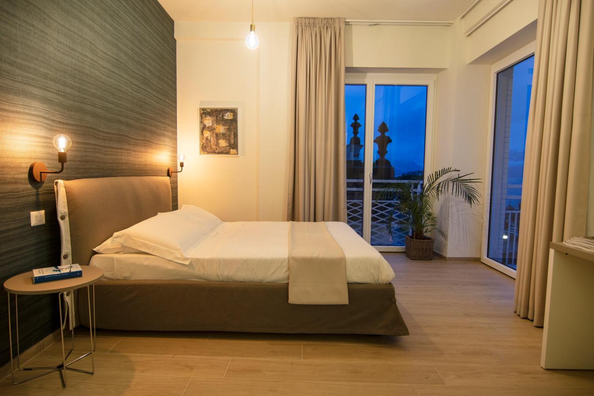Gigi Suites&Apartments Стреза Екстериор снимка