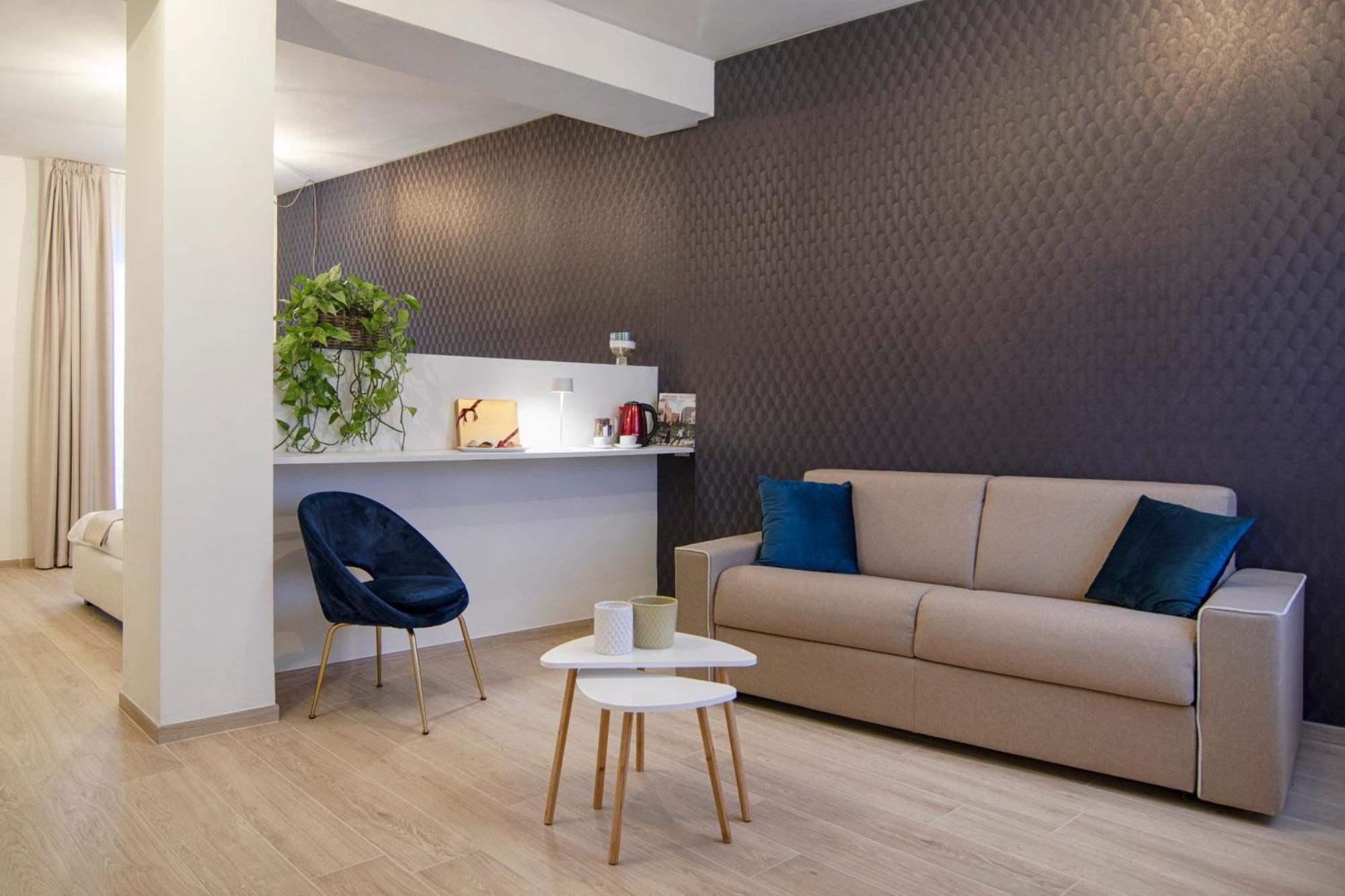 Gigi Suites&Apartments Стреза Екстериор снимка