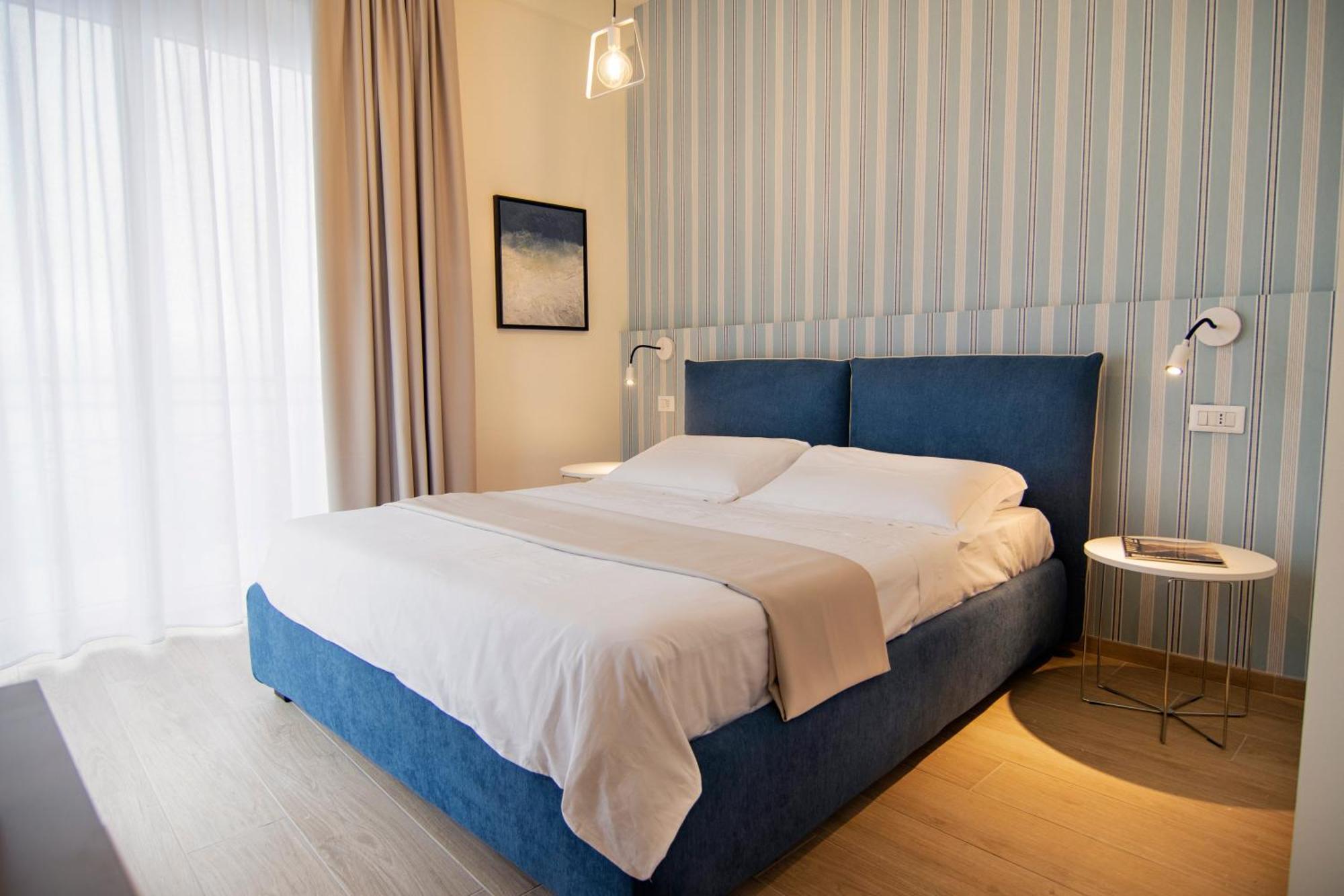 Gigi Suites&Apartments Стреза Екстериор снимка